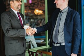 Employeur : savoir qui appeler en cas d'une question en droit du travail Employeur : savoir qui appeler en cas d'une question en droit du travail