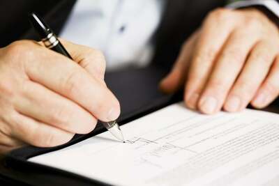 Quelles sont les clauses dans un contrat de travail à temps partiel ?