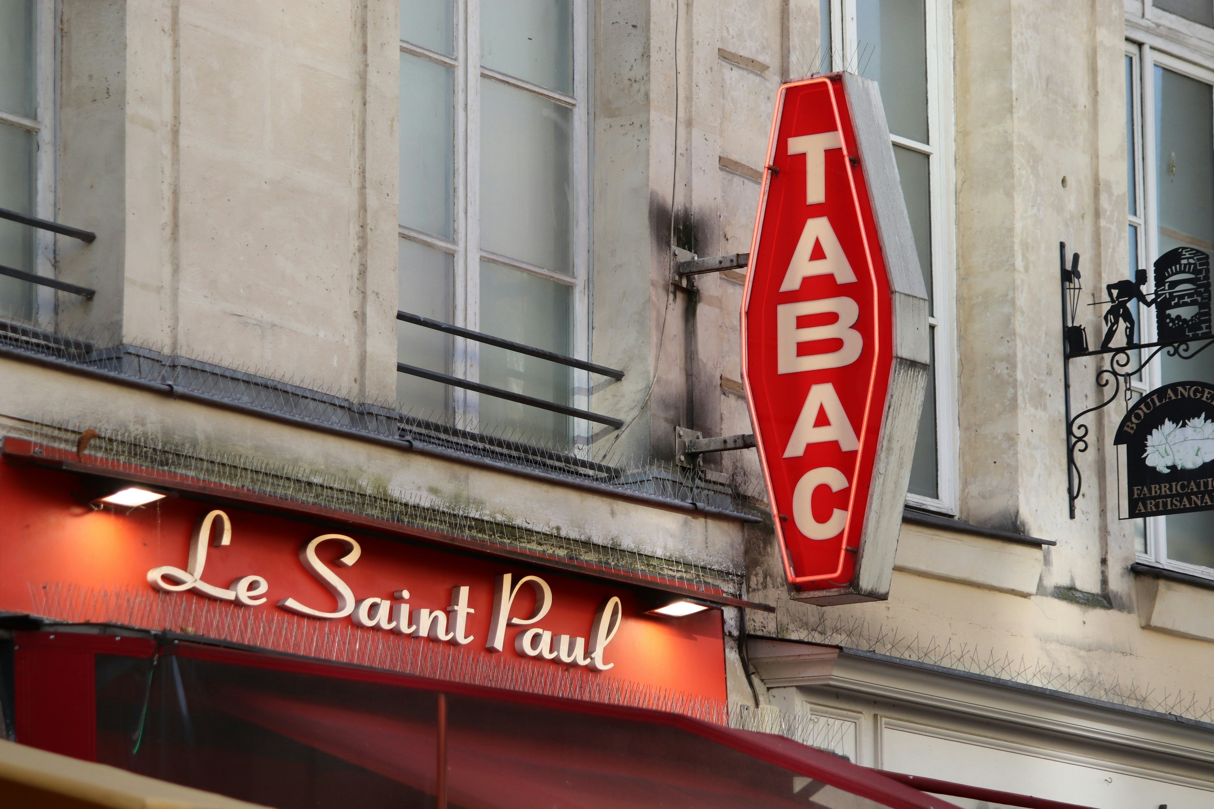 Devenir relecteur-correcteur : le guide complet en 2026